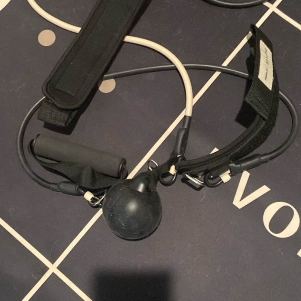 Pvolve Bundle - Picture 3 of 5